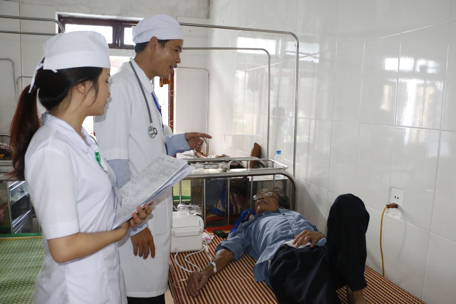  Mỗi cán bộ y, bác sỹ của bệnh viện là một tuyên truyền viên tích cực trong việc phòng, chống tác hại thuốc lá.